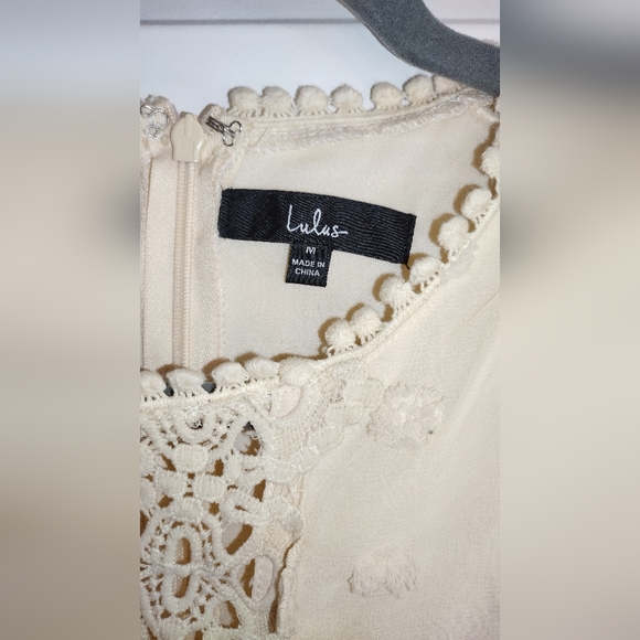 Lulu's Lust Or Love Cream Embroidered Lace Long Sleeve Dress size medium - Picture 12 of 13